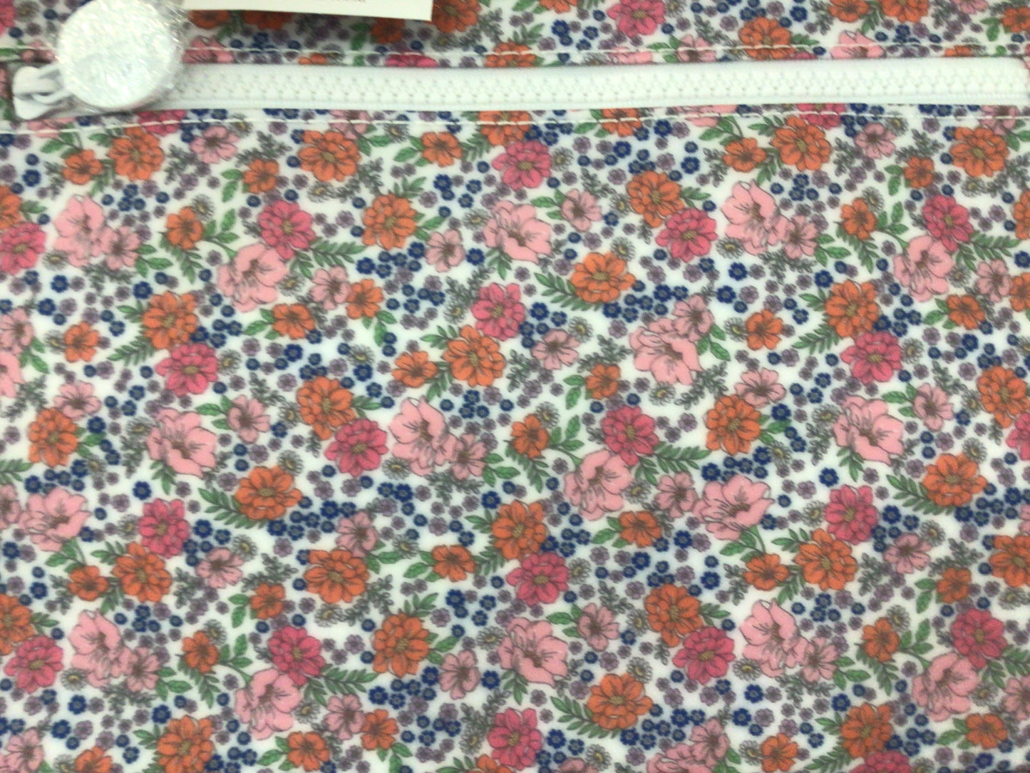 Bundle Up2 Hanging Toiletry Bag in Garden Floral