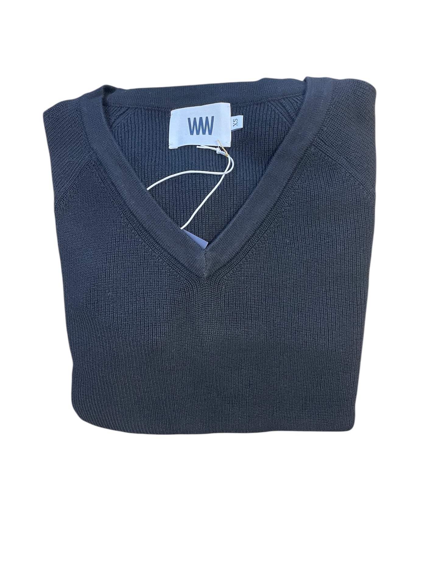 Shaker V Neck Cotton 3/4 Sleeve Sweater in Black by Windsor & White