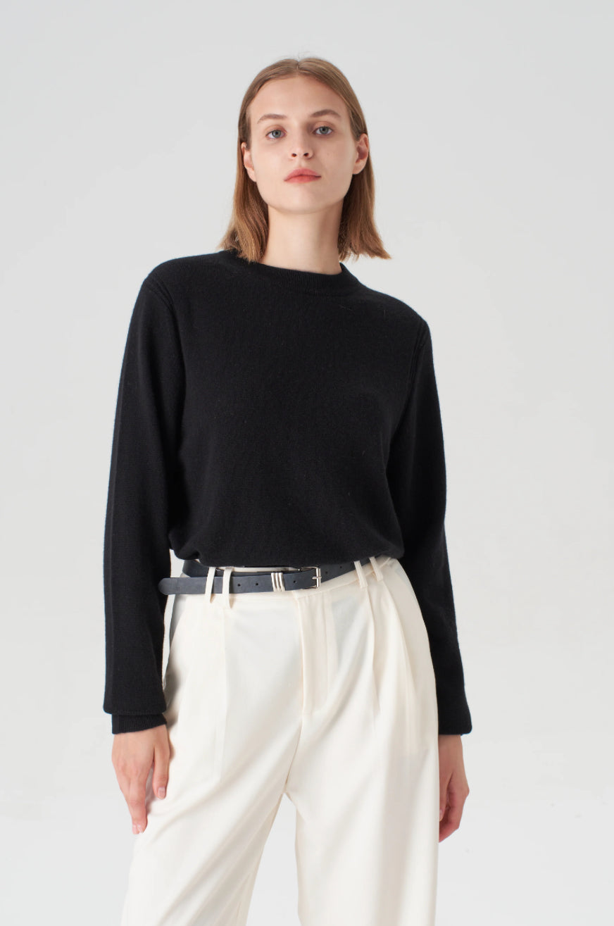 Crewneck Cashmere Sweater in Black by Pissenlit