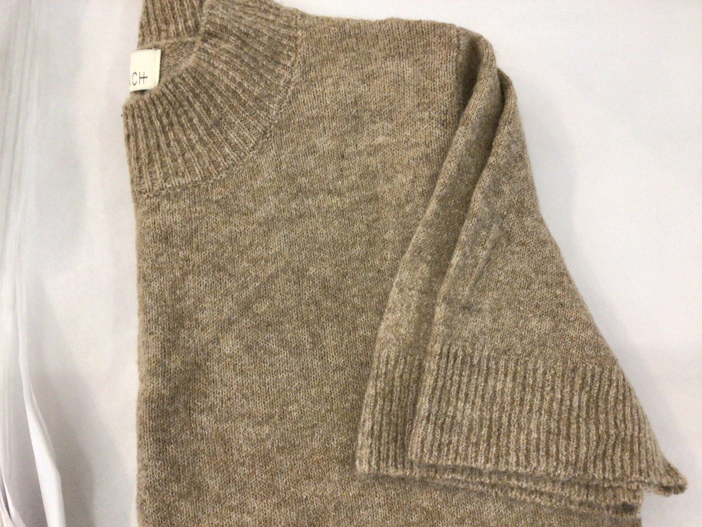 Crew Neck Short Sleeve Sweater in Light Brown by Pinch