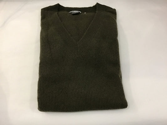 100% Cashmere V-Neck Shaker Sweater in Loden by Pure Amici