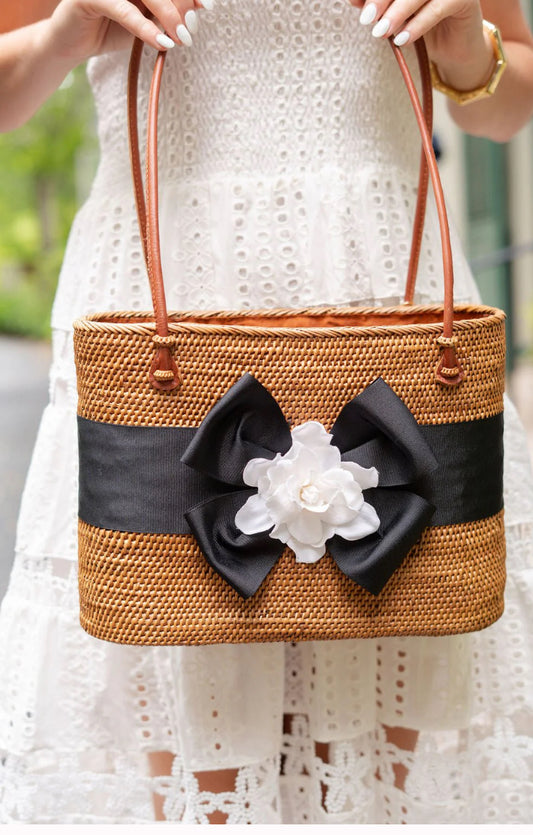Large Charlotte - Loop Bow with Gardenia by Lisi Lerch