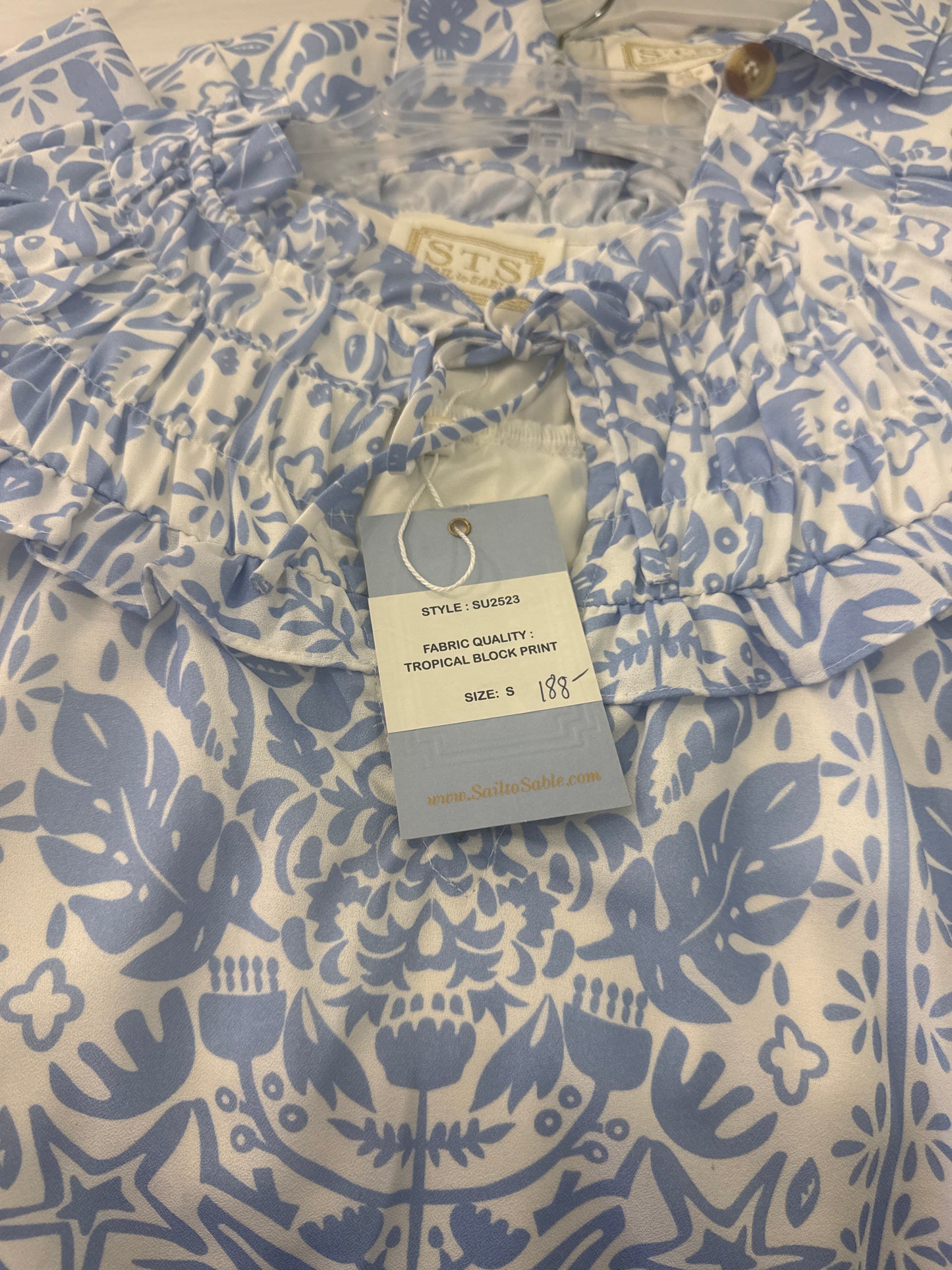 STS Sale Blouse in Tropical Block Print in blue SU2523