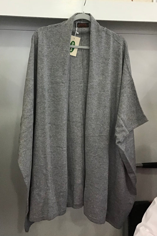 Cashmere Paris Kimono in Grey by Dolma