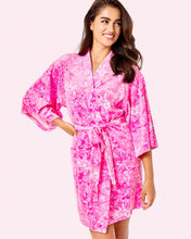 Load image into Gallery viewer, Elaine Velour Robe Plumeria Pink Purposefully Pink by Lilly Pulitzer
