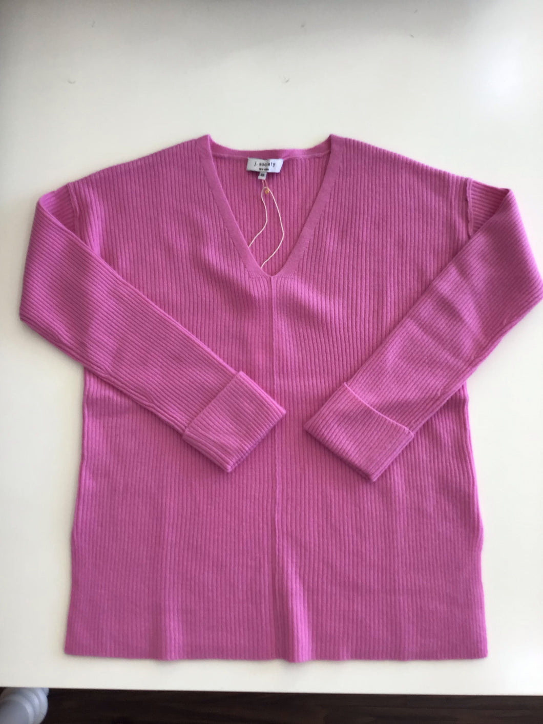 Exclusive ! Ribbed Cashmere Sweater with Cuffed Sleeves in Pink by J Society