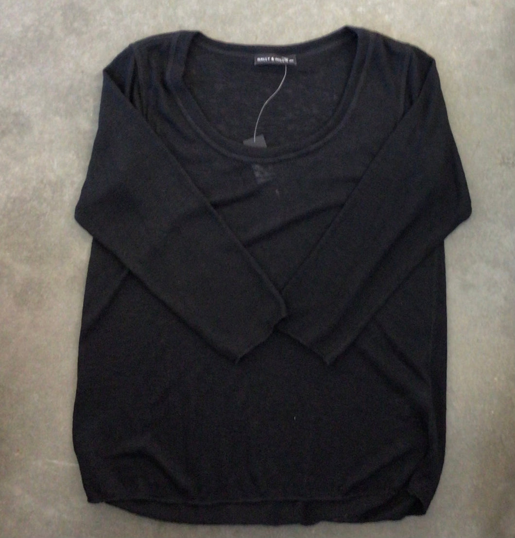Round Neck 3/4 Sleeve Top by Nally and Millie