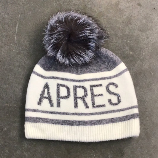 Apres Ski Knit Hat with Fur Pom Pom in Gray