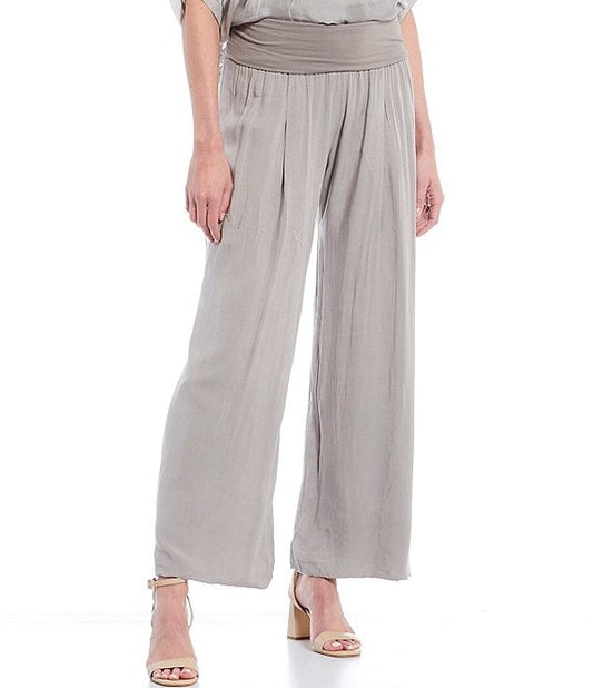 Woven Wide Leg Pants in Taupe by M Made In Italy