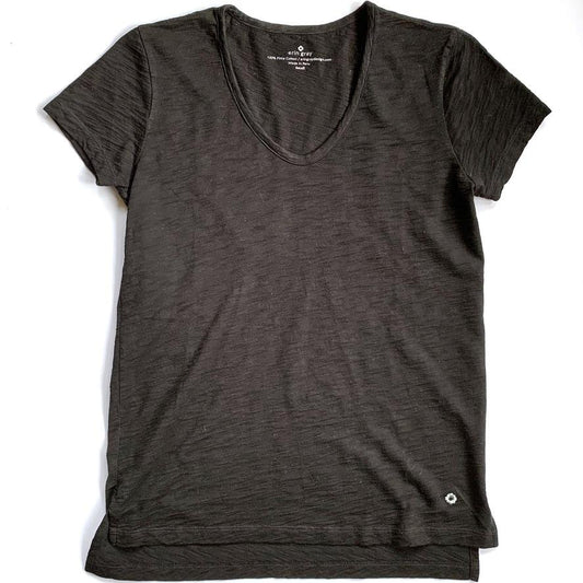 Short Sleeve CYA V-Neck in Black Slub by Erin Gray