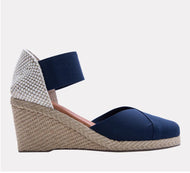 Anouka Mid Sandal in Navy by Andre Assous
