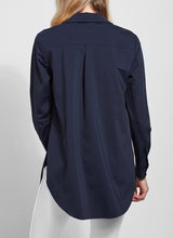 Load image into Gallery viewer, Schiffer Button Down in True Navy by Lyssé 1470

